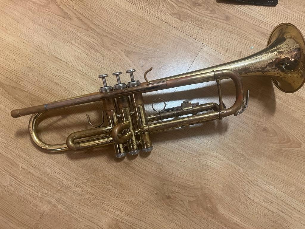 J. Michael trompet, Muziek en Instrumenten, Blaasinstrumenten | Trompetten, Gebruikt, Bes-trompet, Met koffer, Ophalen of Verzenden