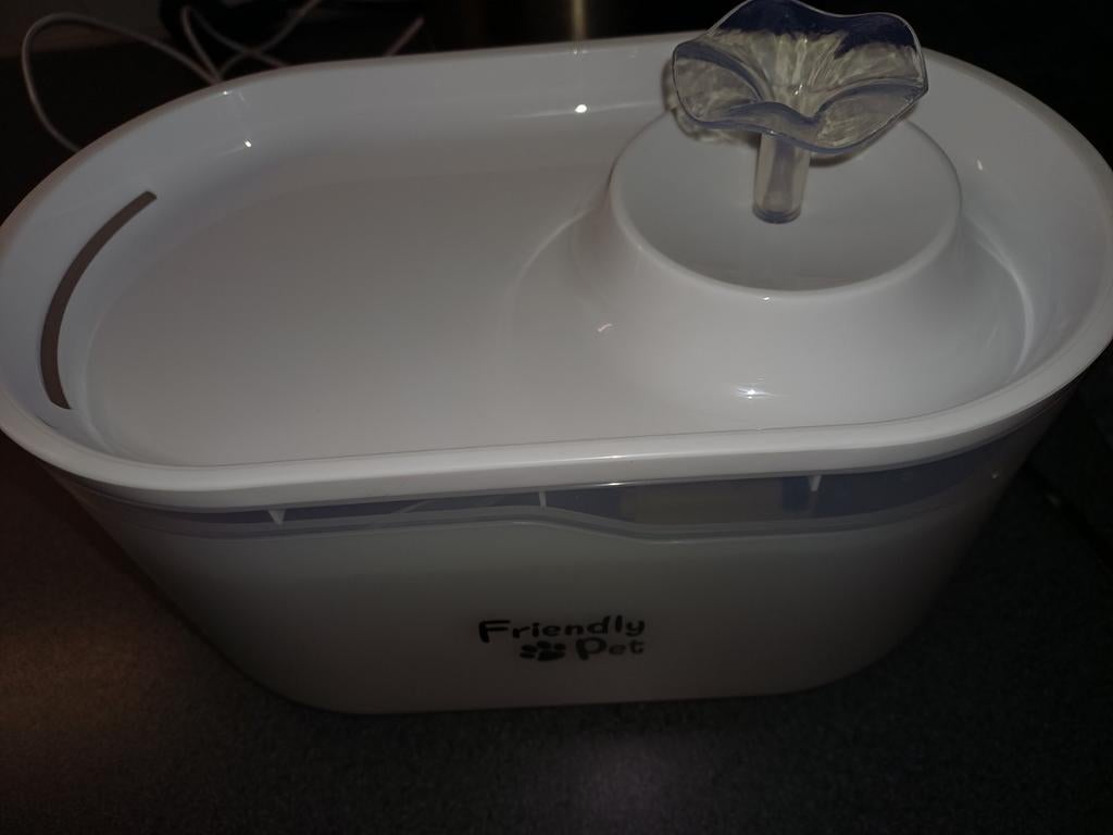 Waterfontein, Dieren en Toebehoren, Kattenvoerbakken en Drinkbakken, Nieuw, Ophalen of Verzenden