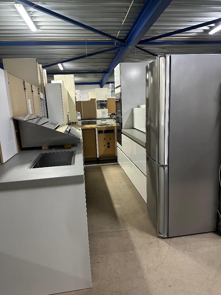 Complete keuken Compleet met APP 120Keukens op voorraad 2866