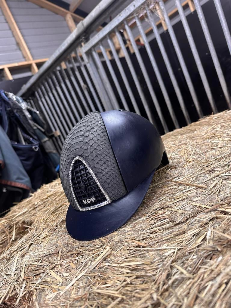 Kep italia met croco leer, Gebruikt, Dressuur, Ophalen of Verzenden, Dames