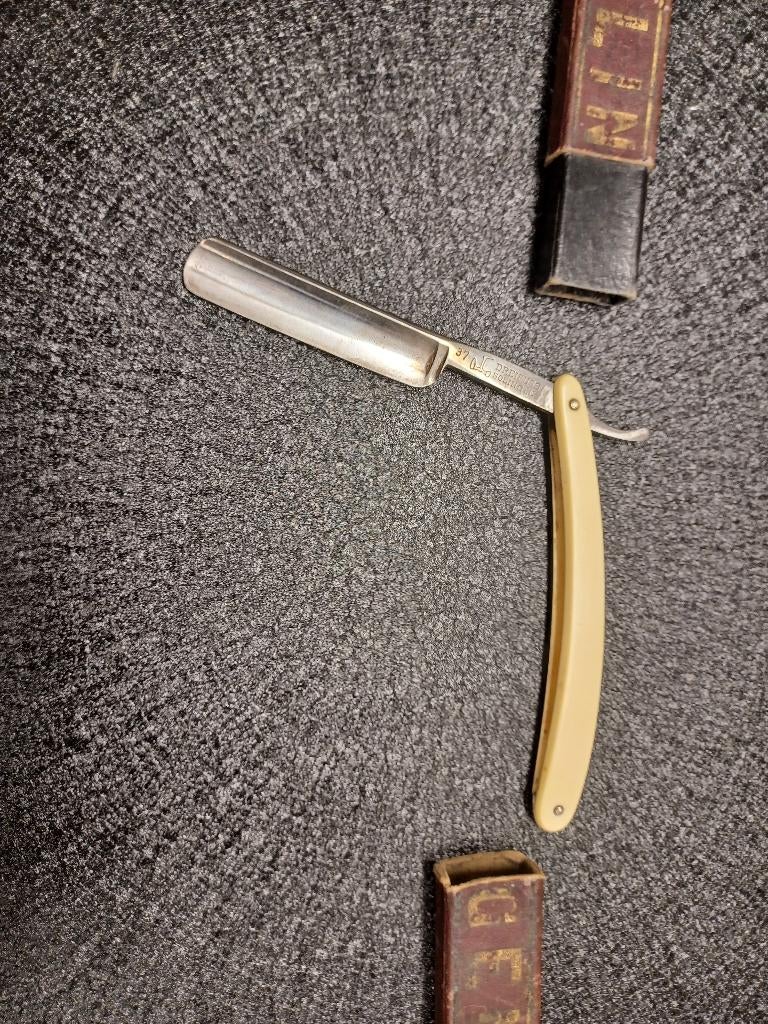 Antiek scheermes met Originele doos merk Solingen, Ophalen of Verzenden