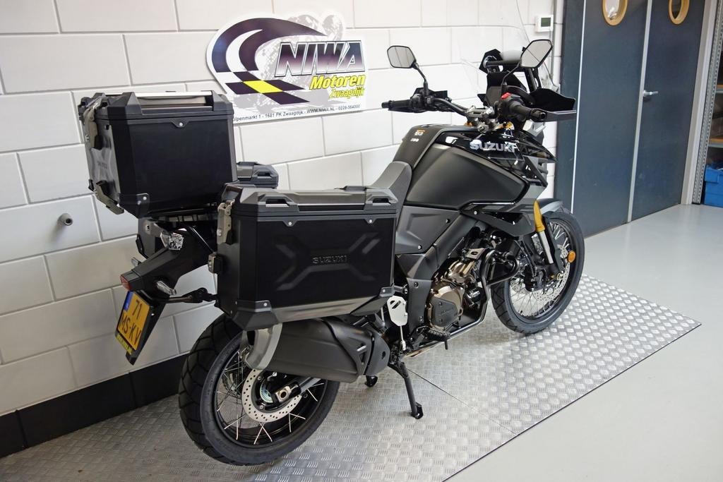 SUZUKI V-STROM 1050 DE - foto 3