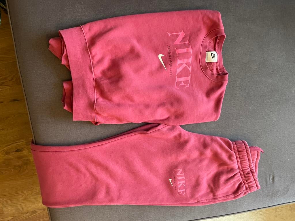 Nike  Trainingspak, Ophalen, Zo goed als nieuw