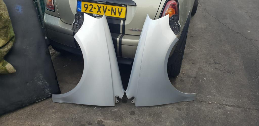 VW POLO VOORSCHERMEN BJ 2006 TOT 2009, Auto-onderdelen, Carrosserie en Plaatwerk, Gebruikt, -, -, Ophalen of Verzenden