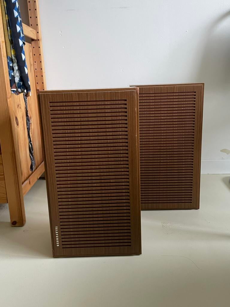 Vintage Telefunken Hi-Fi Speaker Set, Audio, Tv en Foto, Luidsprekers, Gebruikt, Minder dan 60 watt, Front, Rear of Stereo speakers
