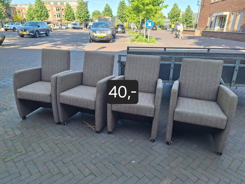 Luxe eetkamerstoelen, Ophalen of Verzenden, Zo goed als nieuw, Vier