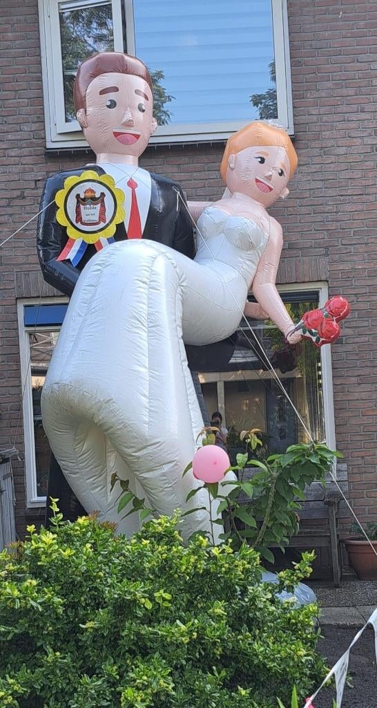 bruidspaar verhuur opblaasbare echtpaar huren opblaas bruid, Ophalen, Zo goed als nieuw, Geboorte of Huwelijk