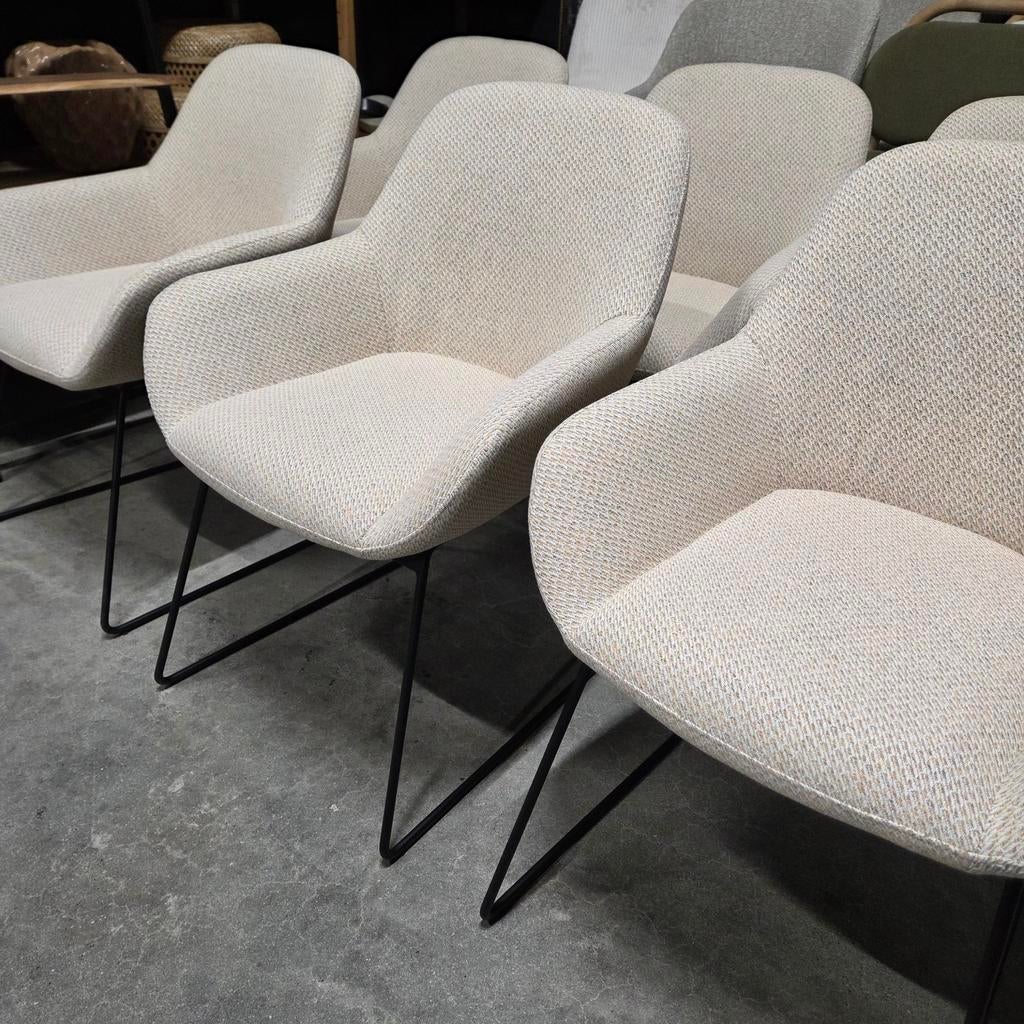 6 x Eetkamerstoel Kushi Trouty Tringe van Jesper Home, Ophalen, ., Zwart, Nieuw