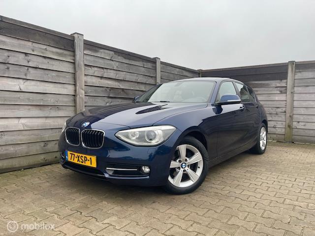BMW 1-serie 116i Upgrade Edition Stoelverw-CruiseC-Isofix-, Auto's, BMW, Bedrijf, Te koop, 1-Serie, ABS, Airbags, Airconditioning