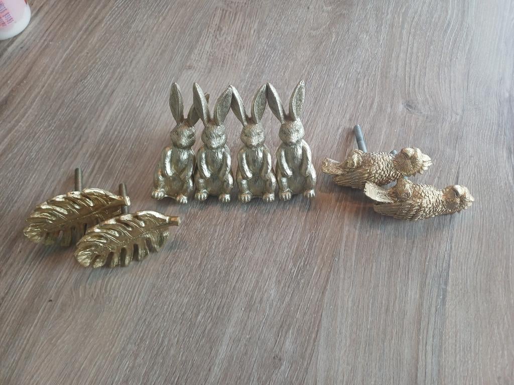 kastknopjes goudkleurig, Ophalen of Verzenden, Gebruikt