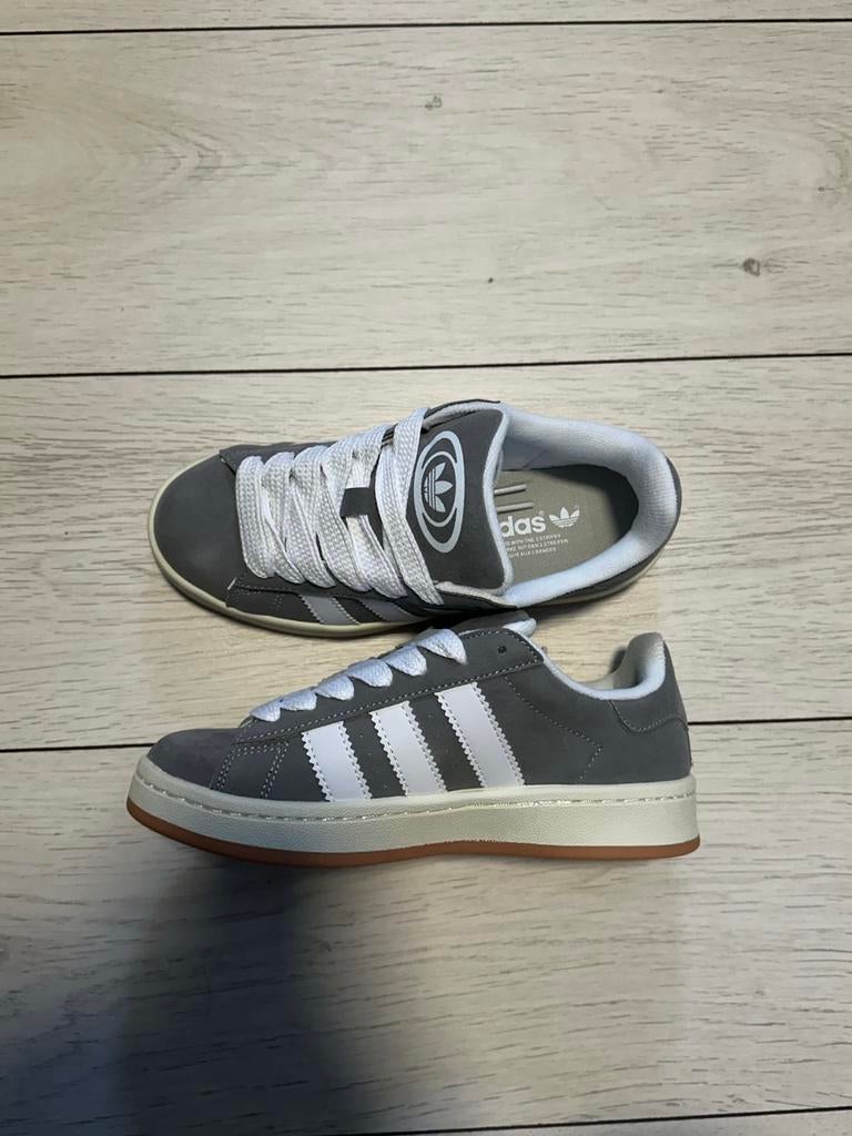 Adidas Campus Grijs - Maat 38, Ophalen of Verzenden, Zo goed als nieuw, Jongen of Meisje, Sportschoenen