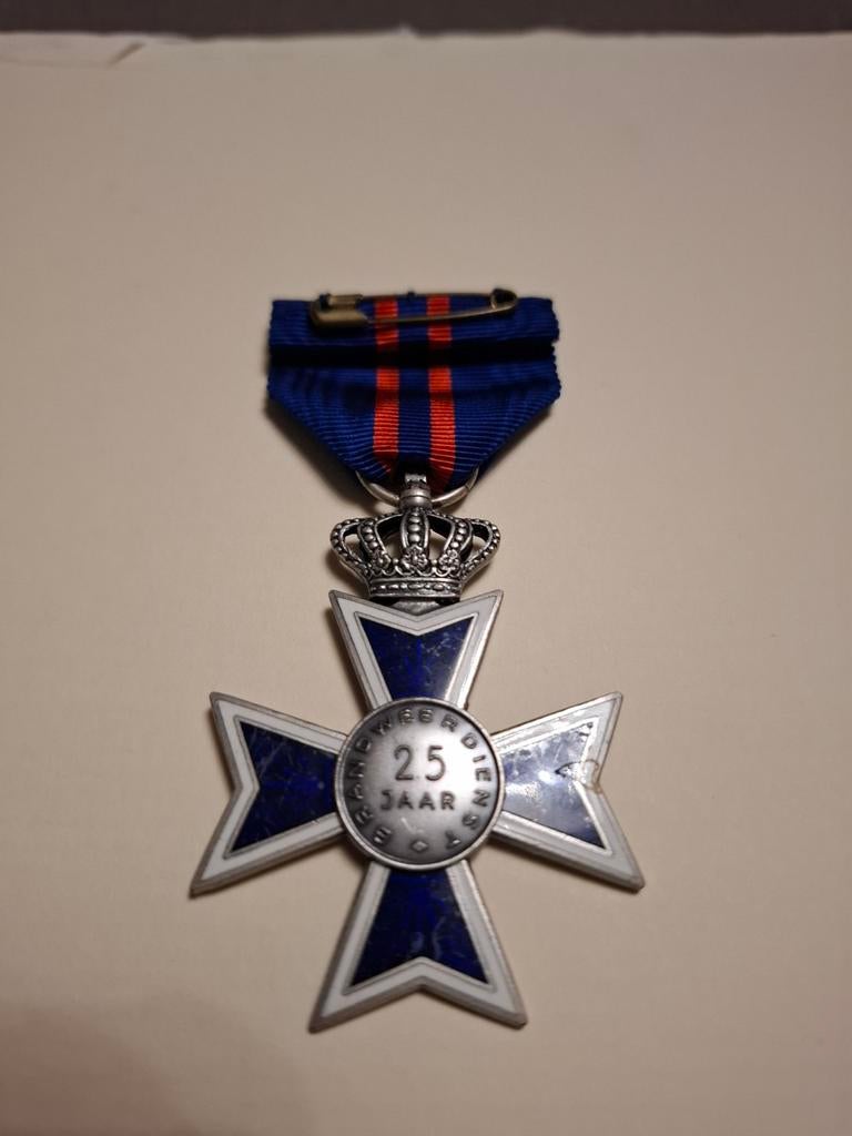 Brandweerkruis 25 jaar trouwe dienst, Ophalen of Verzenden, Zilver