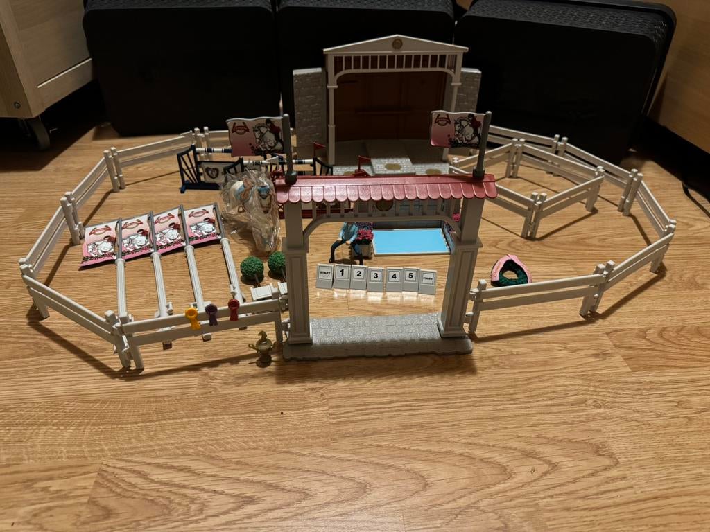 Schleich dresuur wedstrijd bak, Ophalen of Verzenden, Zo goed als nieuw, Paard, Beeldje of Figuurtje