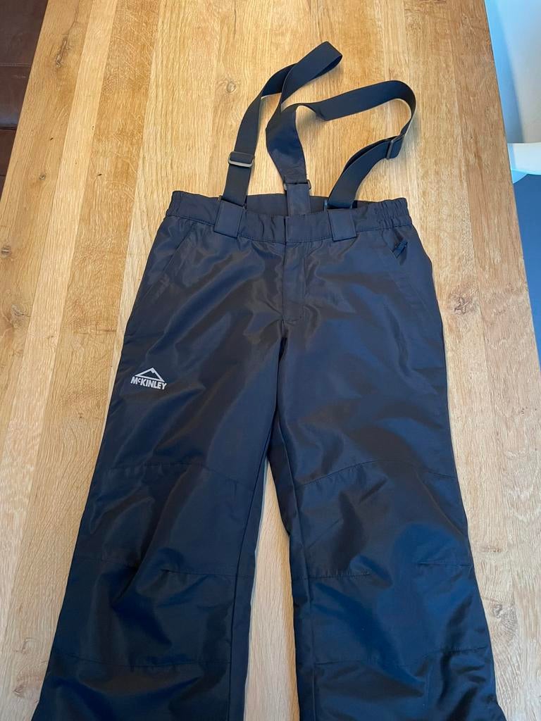 Skibroek McKinley maat 140, Jongen of Meisje, Sport- of Zwemkleding, Ophalen of Verzenden, Zo goed als nieuw