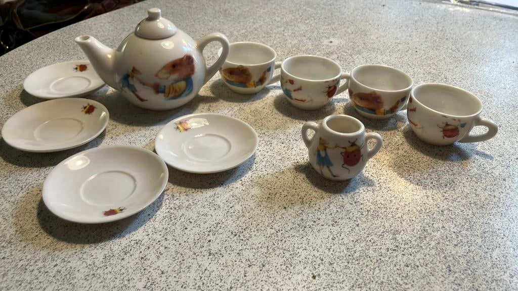 Mini-serviesje Vera de Muis, Ophalen of Verzenden, Zo goed als nieuw