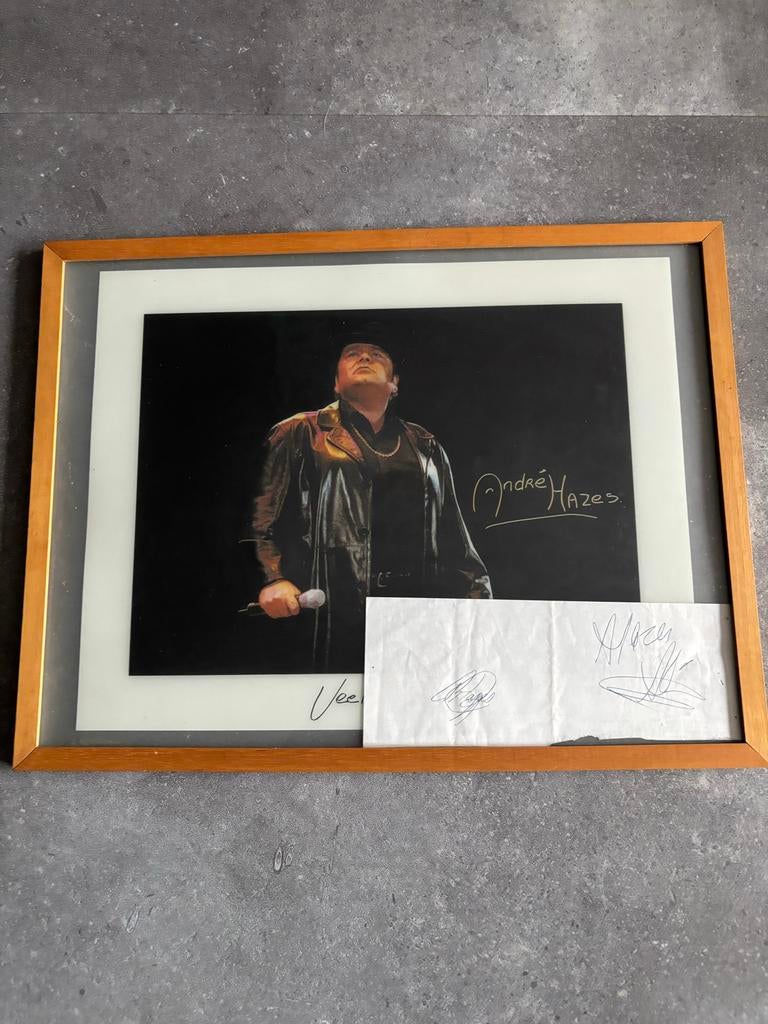 André Hazes Foto Ingelijst met Handtekening, Ophalen of Verzenden, Gebruikt, Hout, Minder dan 50 cm