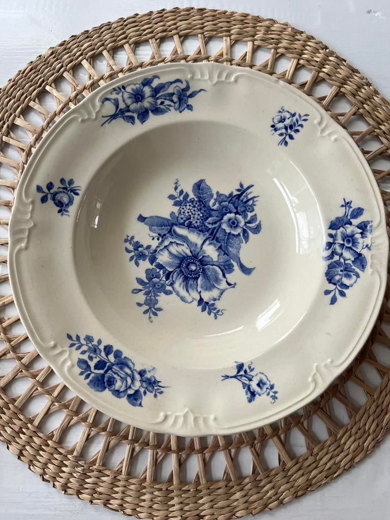 Prachtig Boch Frères Rhodia serie soepbord, Antiek en Kunst, Antiek | Servies los, Ophalen of Verzenden