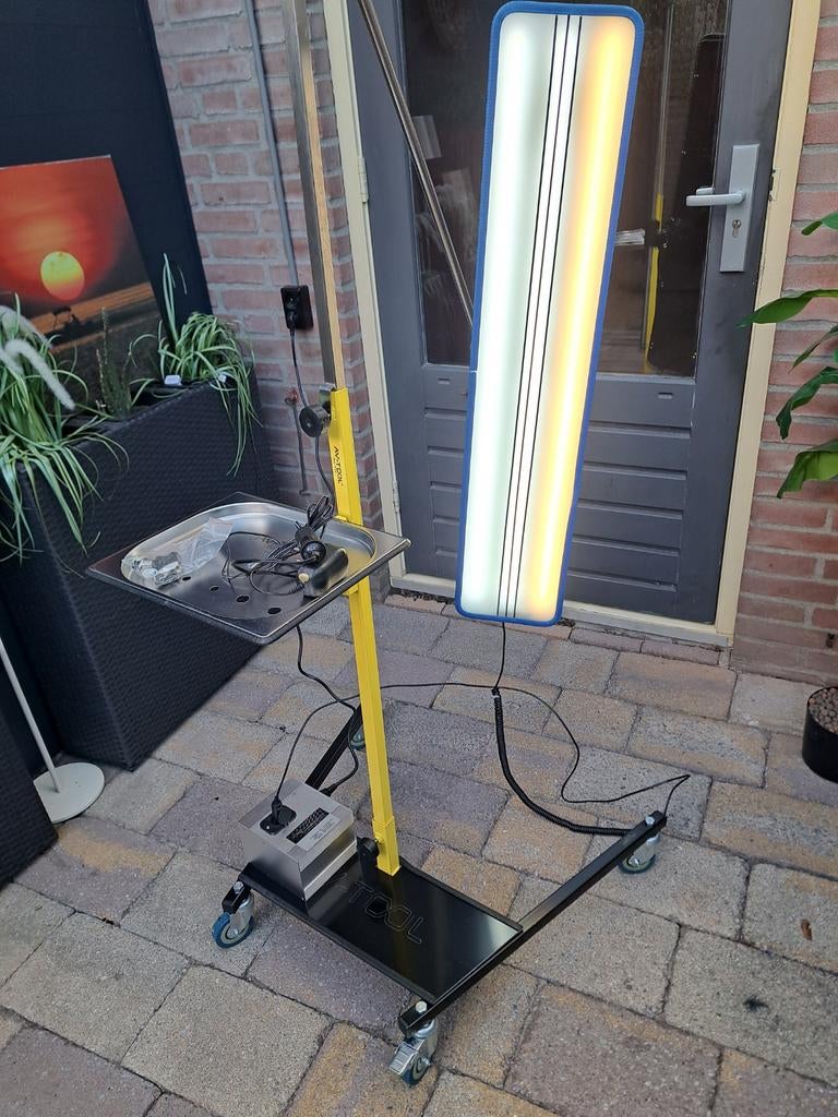 AV TOOL PDR uitdeuklamp 93x20 cm., Ophalen, Zo goed als nieuw