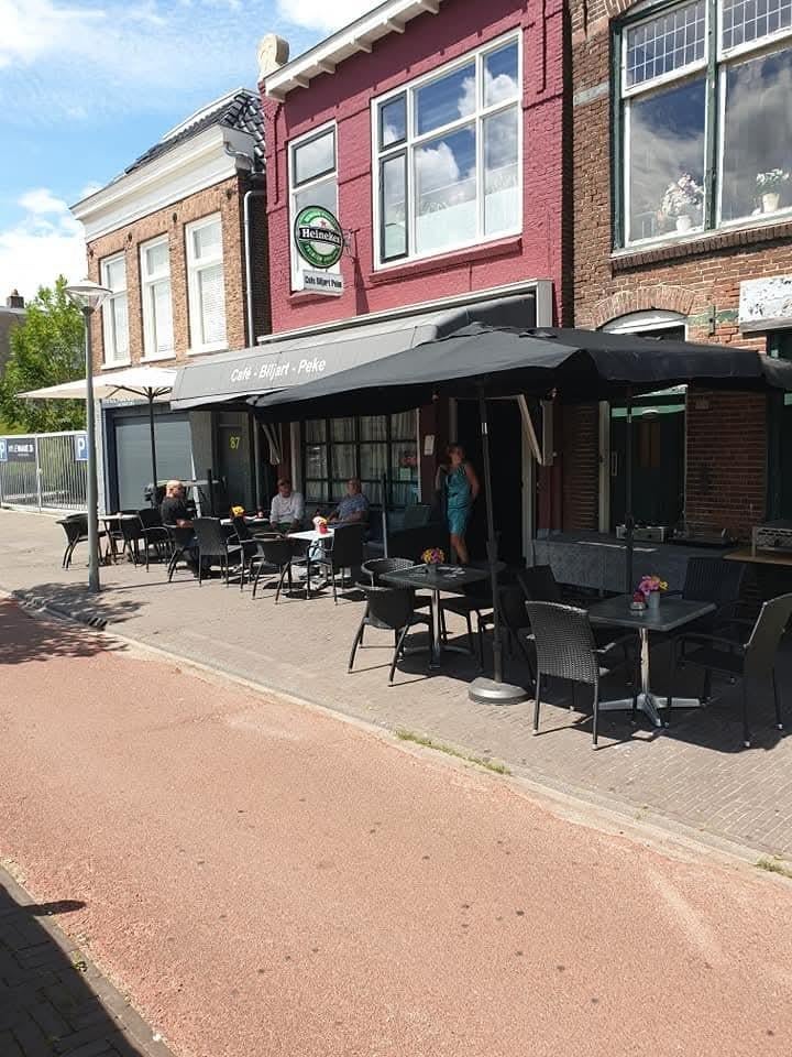 Bruin Cafe ter Overname, Koop, Horecaruimte