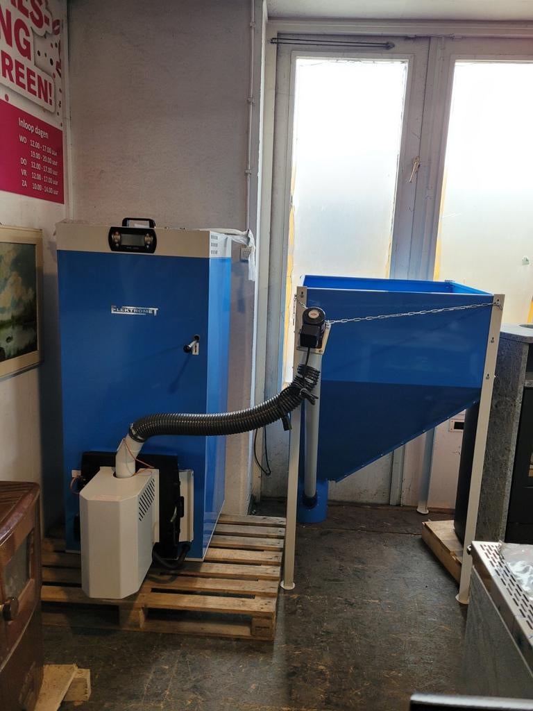 Elektromet 35 kw pelletketel met gratis 1000L buffervat, Nieuw, Ophalen of Verzenden, Pelletkachel, Vrijstaand