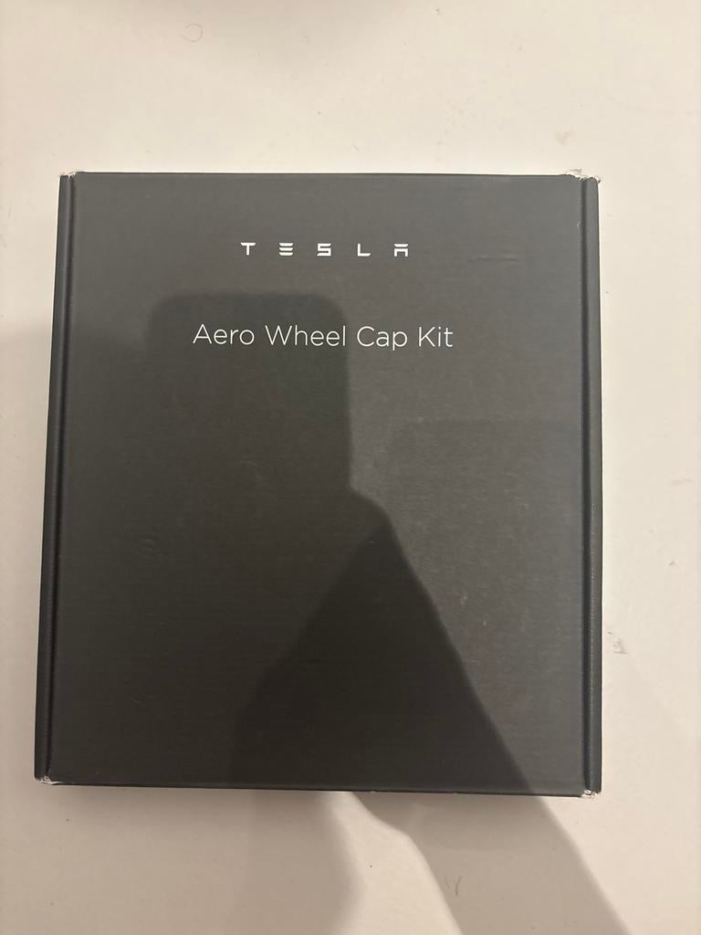 Tesla Model Y Aero Wheel Cap Kit, Ophalen of Verzenden