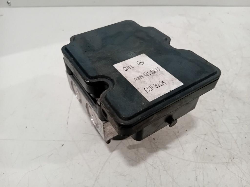 Abs pomp Mercedes-Benz CLA, Auto-onderdelen, Remmen en Aandrijving, Onderdelen@venauto.nl, Van der Ven Autorecycling B.V., Gebruikt