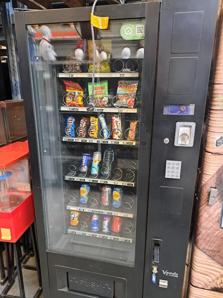 Vendo Combi Automaat Gekoeld - Snack- en Drankautomaat, Ophalen, Gebruikt