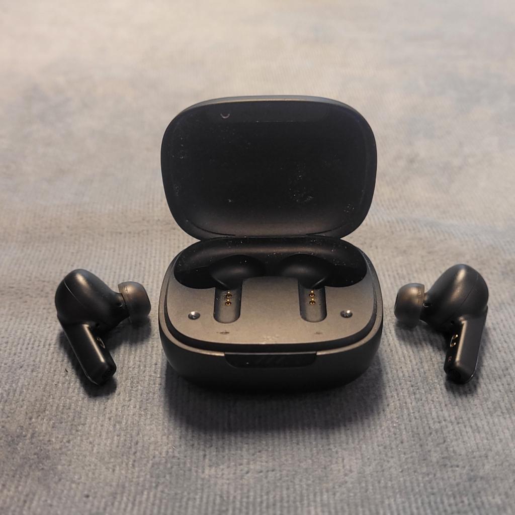 JBL Live Pro 2 TWS Wireless Earbuds - In Nette Staat, JBL, Zo goed als nieuw, Support@jbl.com, 400 Atlantic Street
Stamford, CT 06901
USA