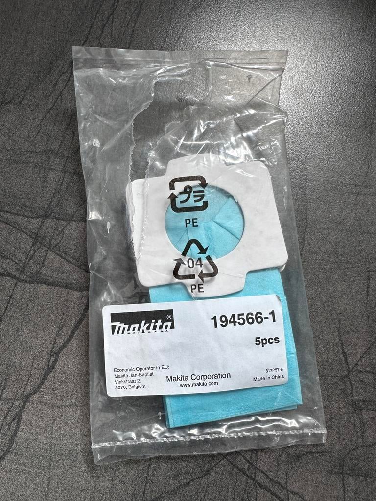 4 stofzuiger zakken makita steelfstofzuiger, Ophalen, Zo goed als nieuw, Overige typen