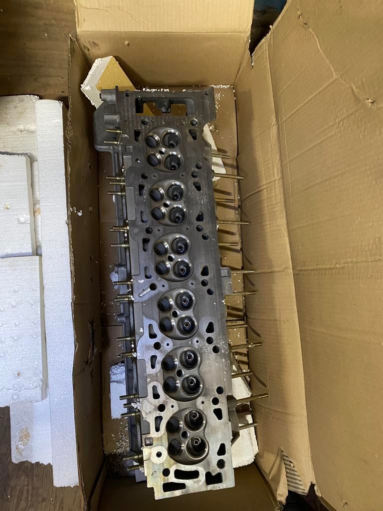 Nieuwe C30SE cilinderkop, Ophalen, Nieuw, Opel