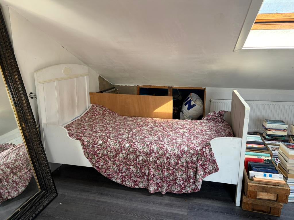 Brocante bed, Ophalen