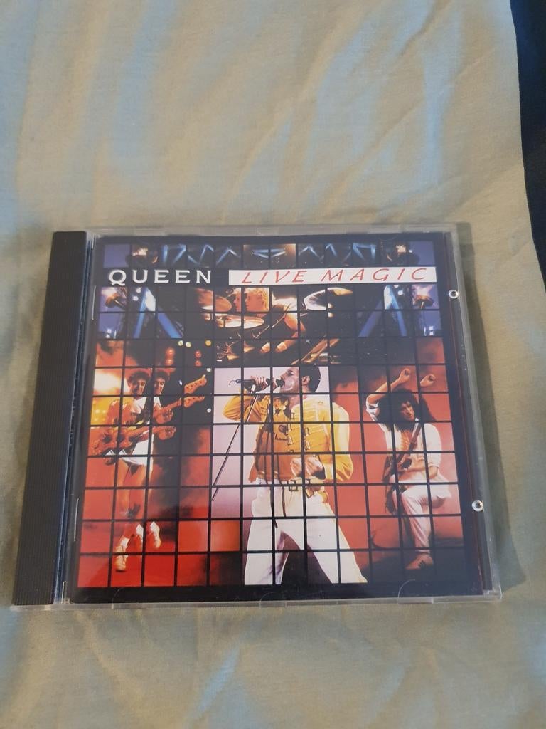 Queen cd - Live Magic, Ophalen of Verzenden, 2000 tot heden, Zo goed als nieuw