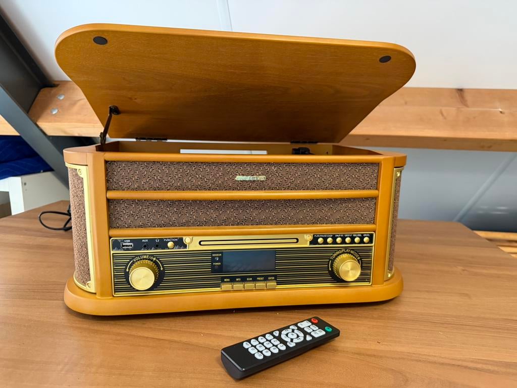 Retro platenspeler / cd speler / usb / dab / cassette, Ophalen, Zo goed als nieuw