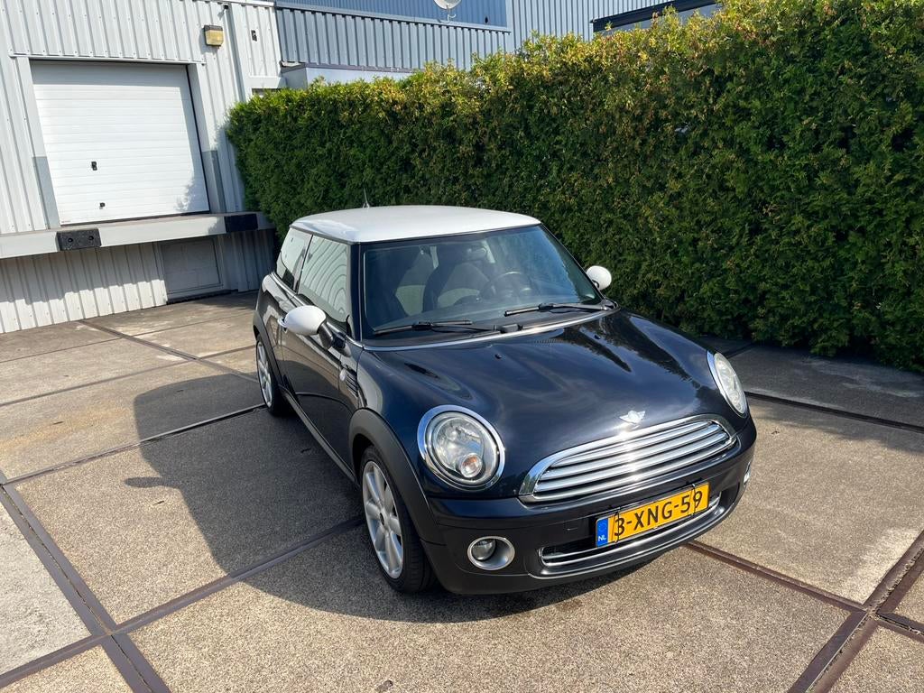 Mini 1.6 16V Cooper 2008 Zwart 120pk!, Voorwielaandrijving, 4 cilinders, Stoelverwarming, 4 stoelen