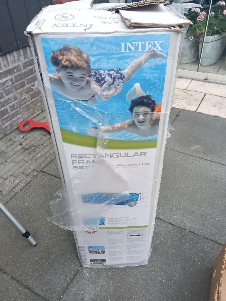 Intex zwembad met toebehoren 3.00m x 2.00m x 75cm, Ophalen, Gebruikt, Opzetzwembad, 200 tot 400 cm