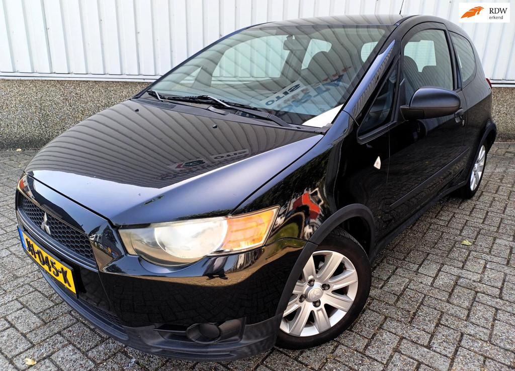 Mitsubishi Colt 1.1 Inbusiness * APK tot 02-04-2027, Voorwielaandrijving, Euro 5, Stof, Gebruikt