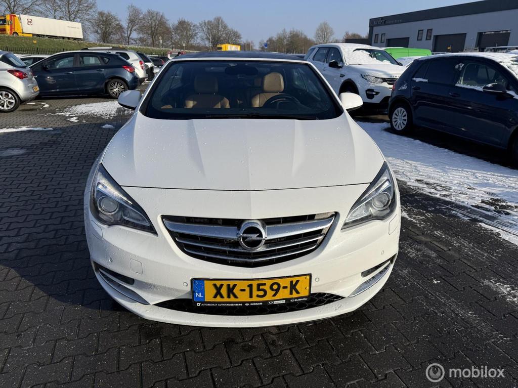 Opel Cascada 2.0 CDTI Cosmoprijs ex bpm, Open dak, Cabriolet, 4 stoelen, Wit