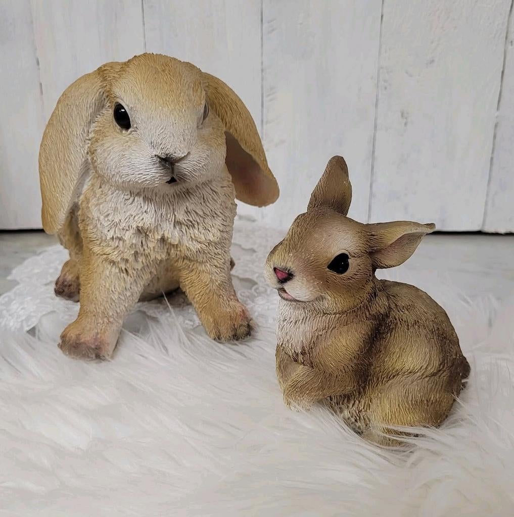 2 levensechte konijnen beeldjes., Ophalen of Verzenden, Zo goed als nieuw