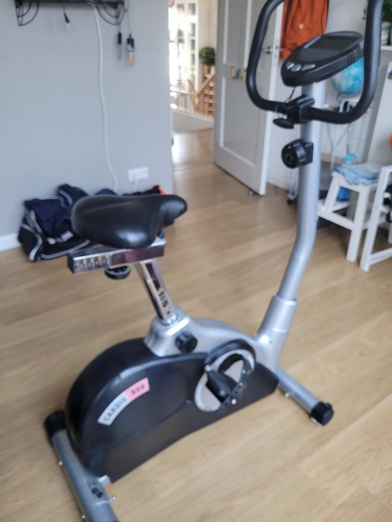 Dunlop Concept 900 Hometrainer, Sport en Fitness, Ophalen, Gebruikt, Metaal, Benen