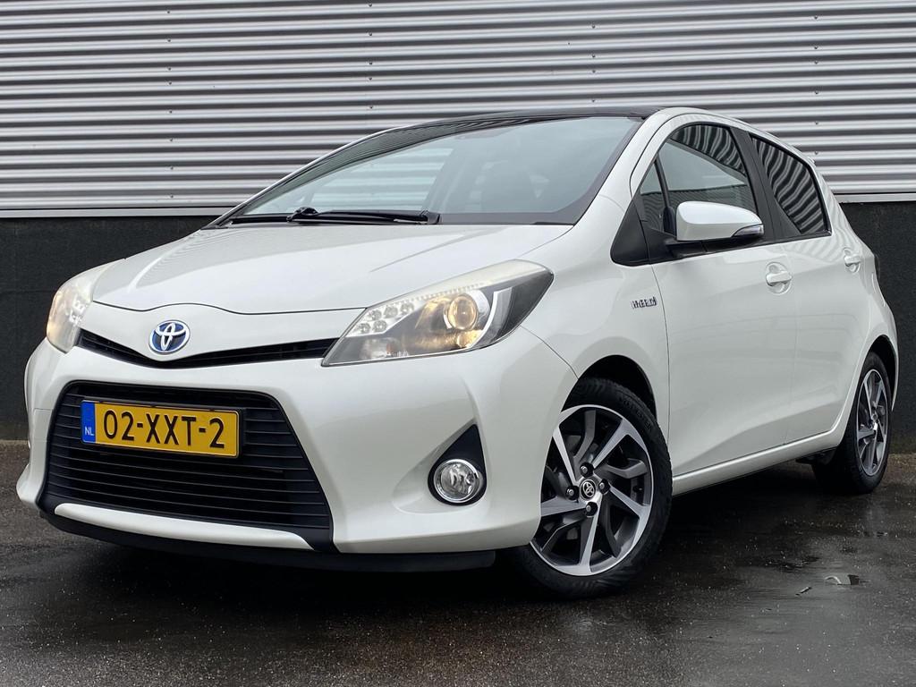 Toyota Yaris 1.5 Full Hybrid Dynamic VOLLEDIG DEALERONDERHOU, Gebruikt, 4 cilinders, Origineel Nederlands, Bedrijf