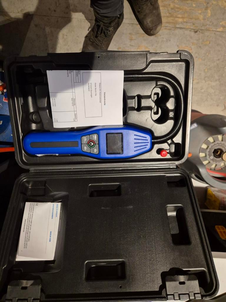 Mastercool gaslekdetector, Ophalen