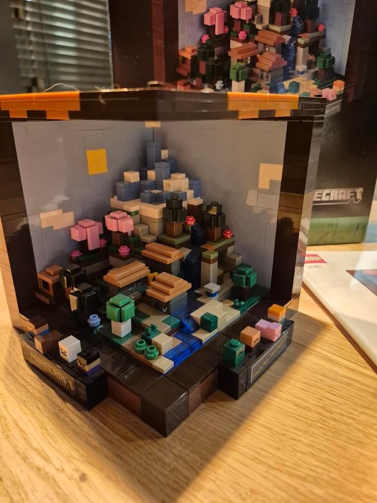 Lego Minecraft The Crafting Table 21265 met doos, Ophalen, Zo goed als nieuw, Complete set, Lego