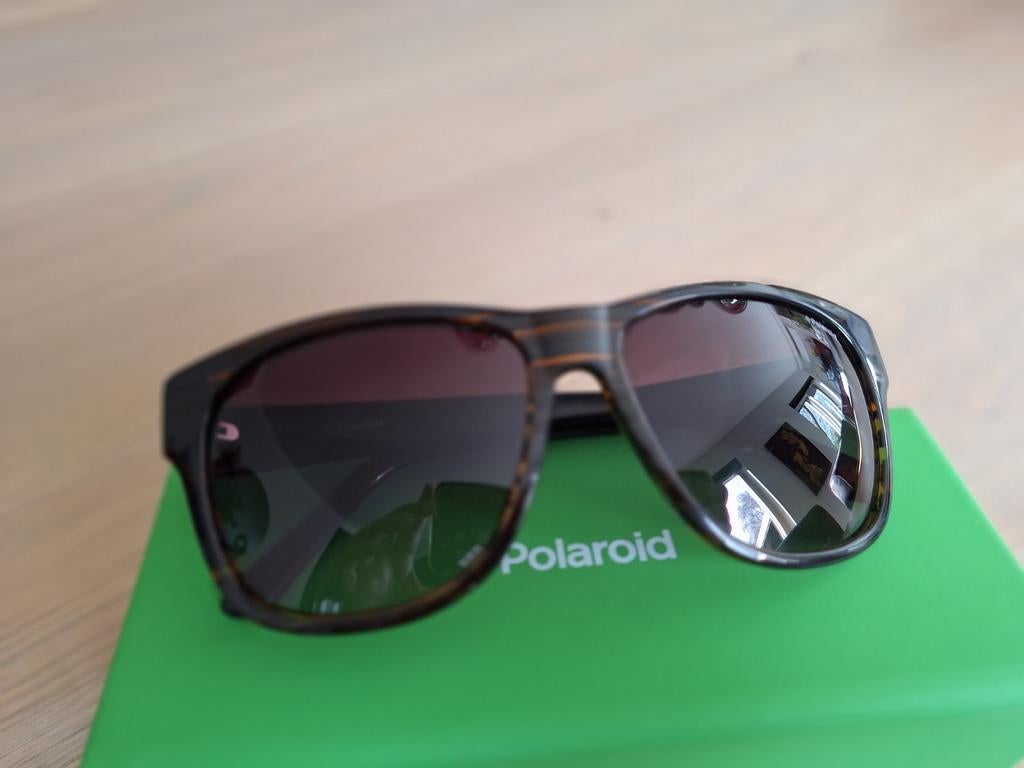 Polaroid dames zonnebril, Ophalen of Verzenden, Zo goed als nieuw, Overige merken