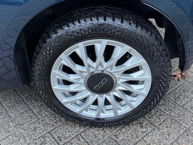 Fiat 500 0.9 Turbo Lounge *schuifdak *cruise *blauw metallic, Voorwielaandrijving, Gebruikt, Zwart, Leder en Stof