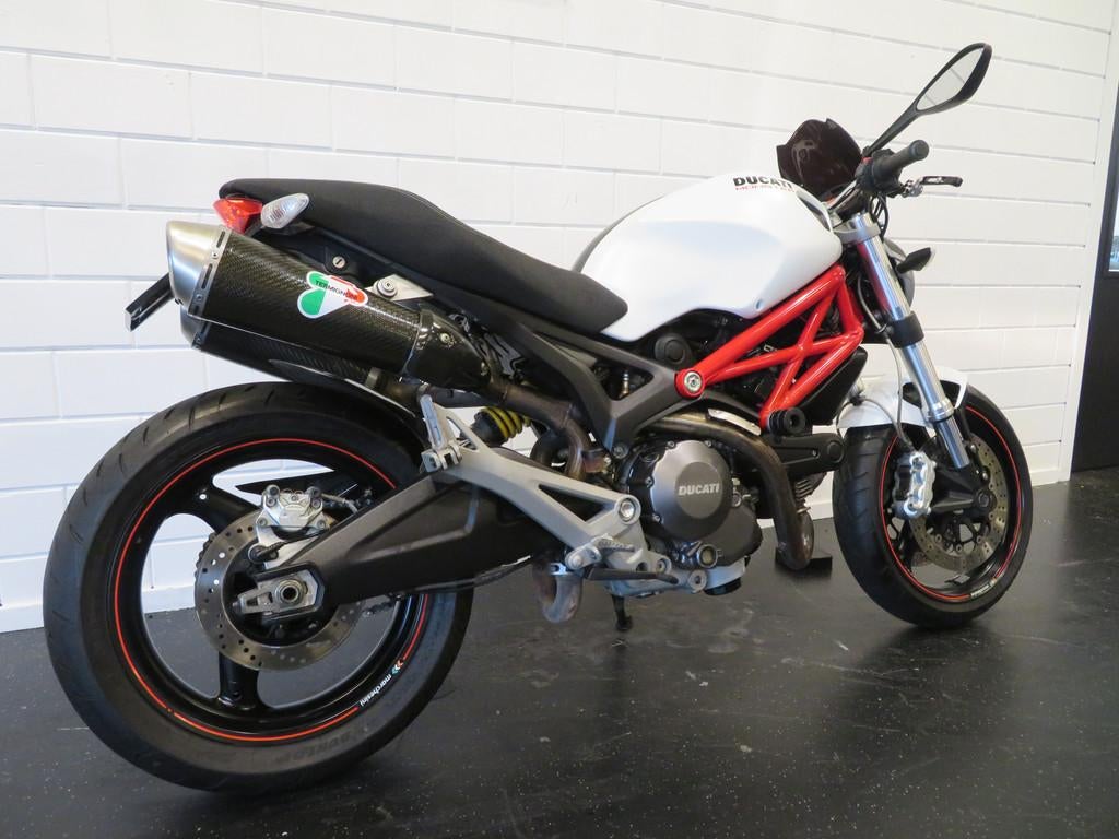 Ducati DUCATI MONSTER 696 WHITE EDITION! (bj 2008) - foto 3