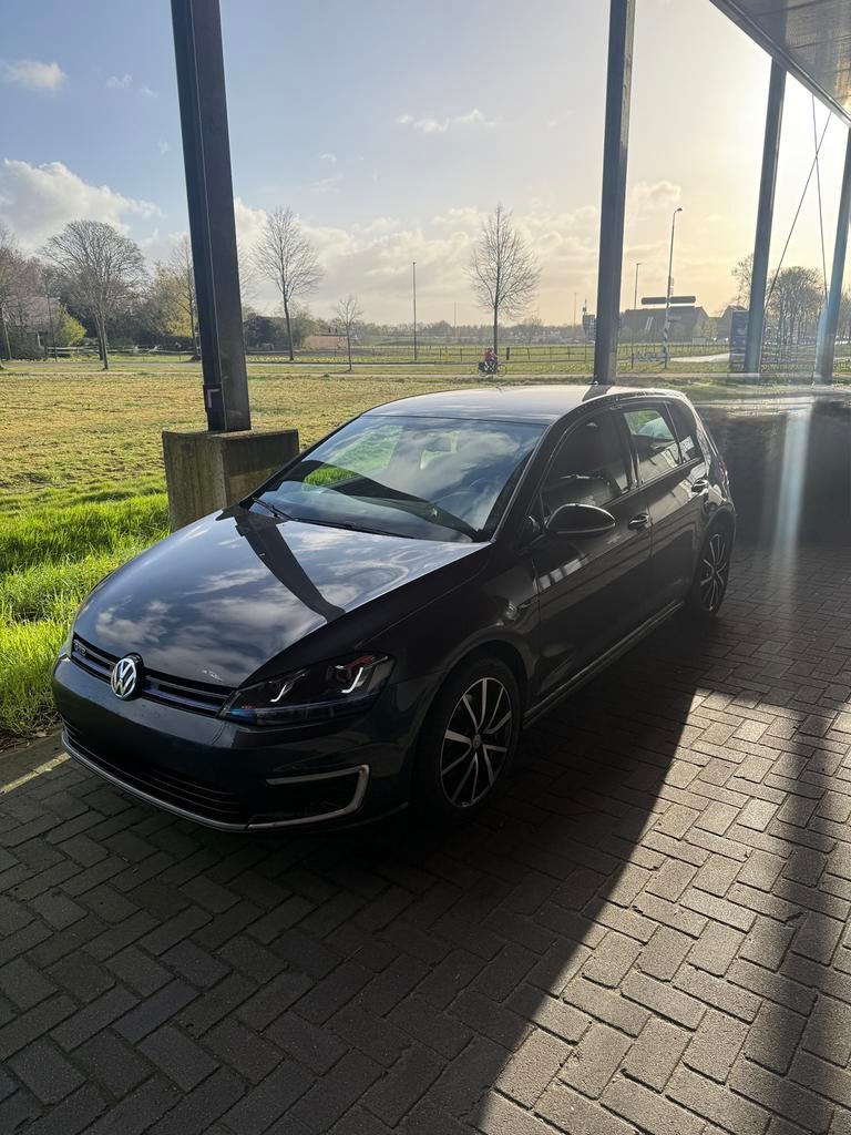 Volkswagen Golf 1.4 TSI Phev 150KW GTE 5D 2015 Grijs, Stof, Zwart, 4 cilinders, 1395 cc