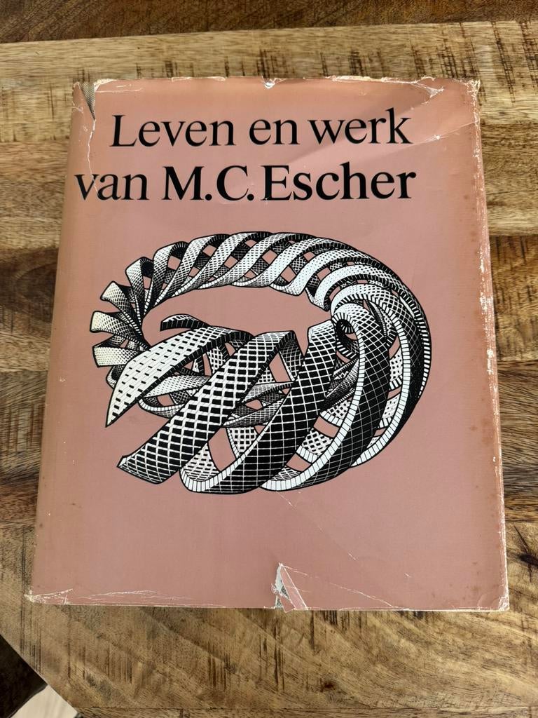 Leven en werk van M.C.Escher isbn 9029011477, Boeken, Ophalen of Verzenden, Zo goed als nieuw