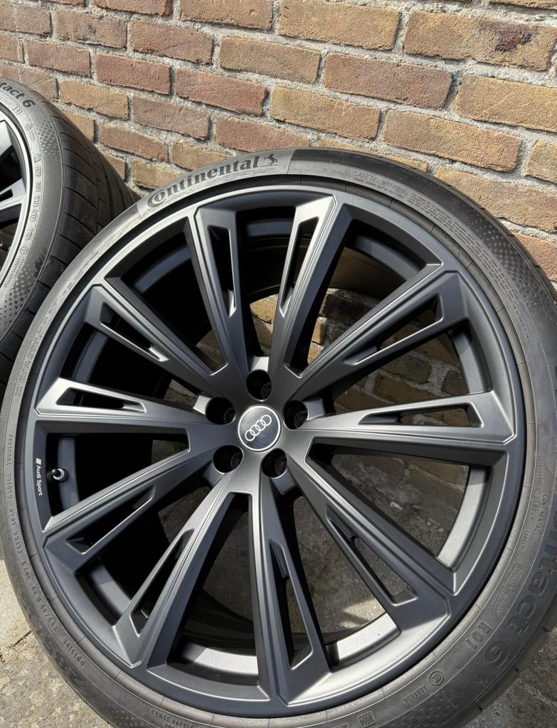 Audi rsq8 q8 sq8 4m8 matzwart velgen 23” OEM sq7 q7, Ophalen, 285 mm, Banden en Velgen, Overige maten