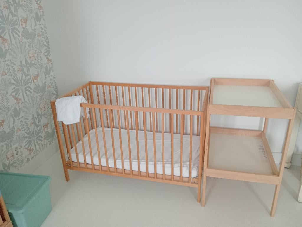 Kinderledikant met matras en commode, Gebruikt, Minder dan 140 cm, Minder dan 70 cm, Ophalen