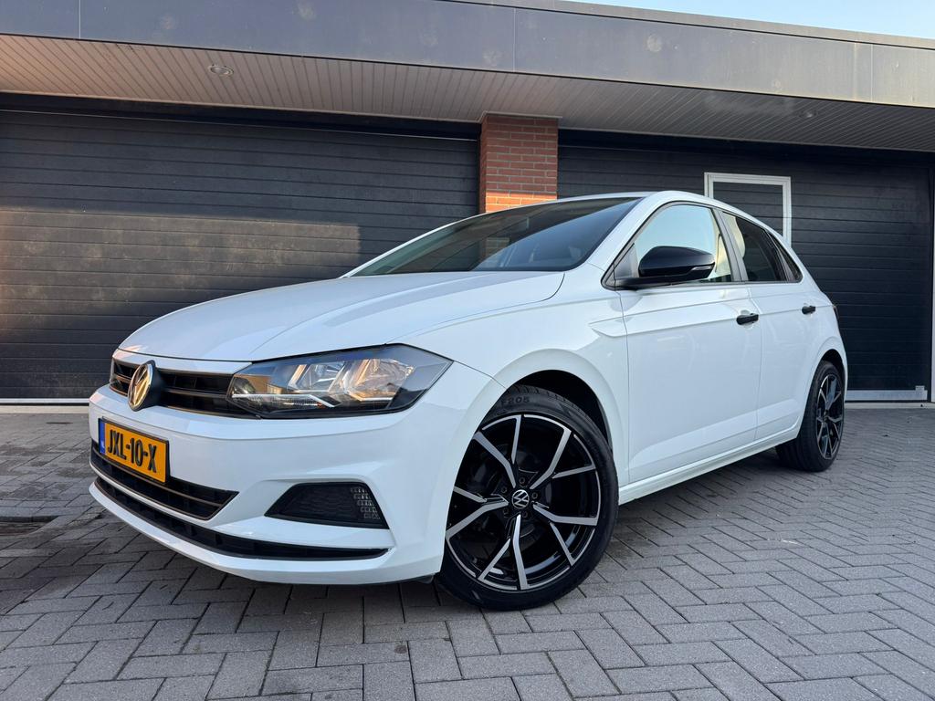 Volkswagen Polo 1.0 MPI|Apk|Nieuw Velgen| 2018 Wit, Auto's, Volkswagen, 1005 kg, Stof, Wit, Bedrijf